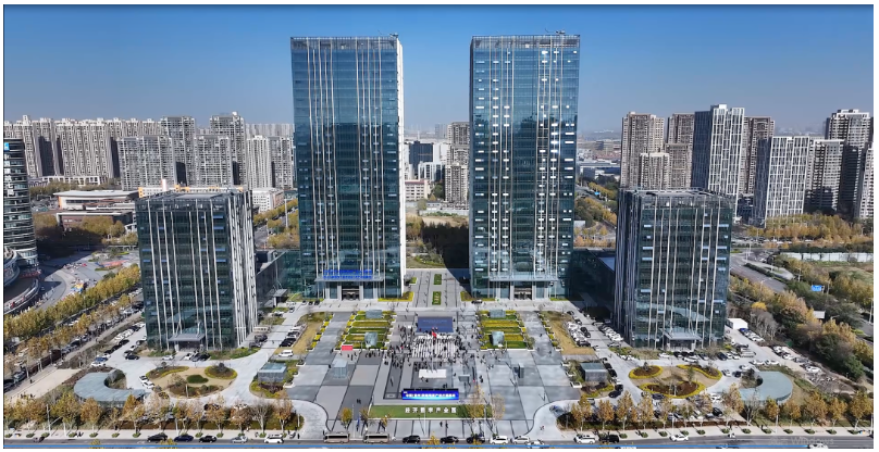 郑深联动筑高地 跨境出海启新航<br><br>——中国(郑州)跨境电商产业出海基地正式揭牌 郑深联动筑高地 跨境出海启新航<br><br>——中国(郑州)跨境电商产业出海基地正式揭牌